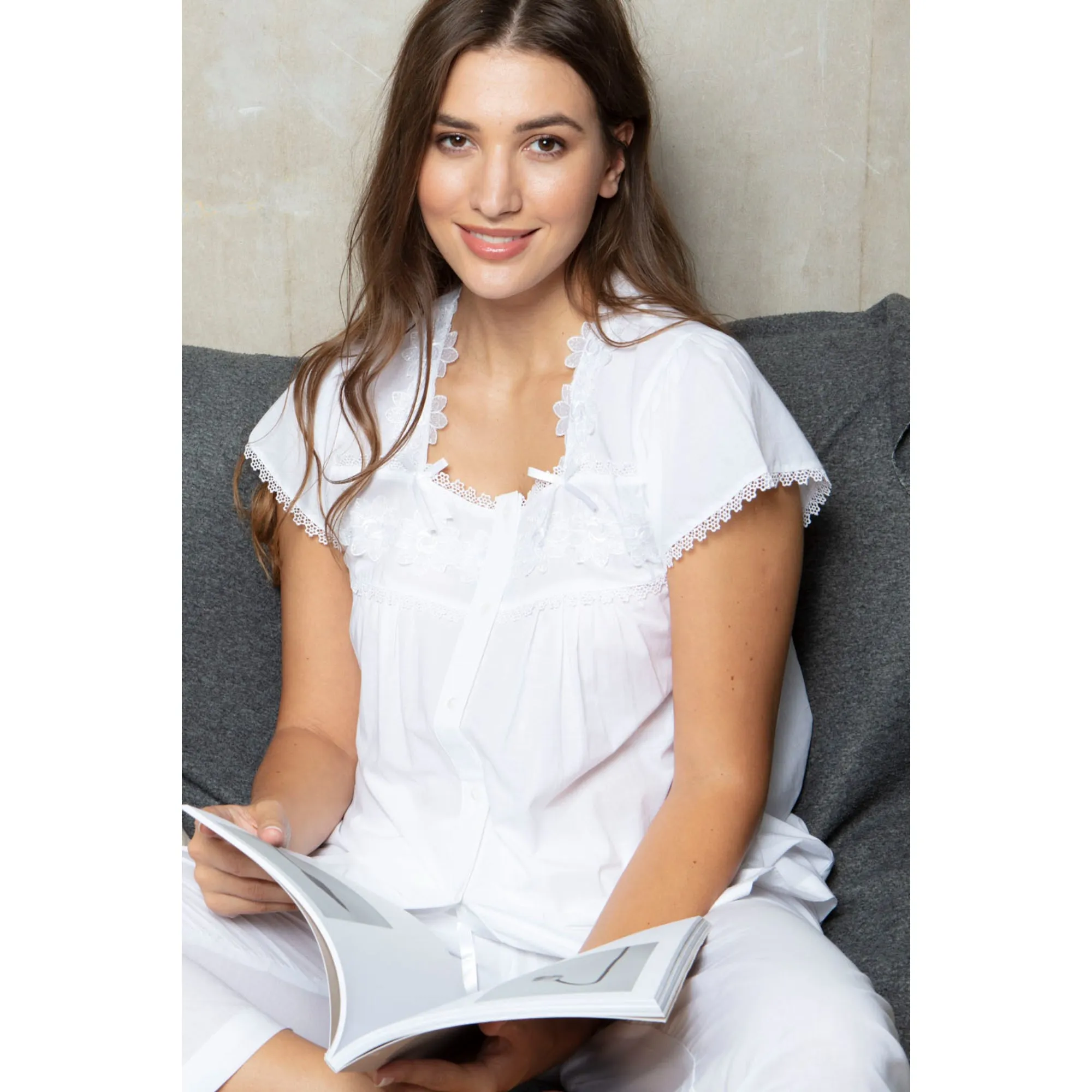 Cottonreal Women's HEIDI White Pyjama Set