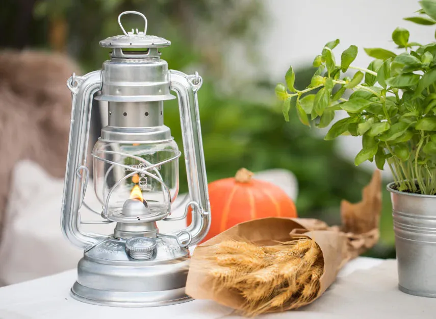 FEUERHAND HURRICANE LANTERN