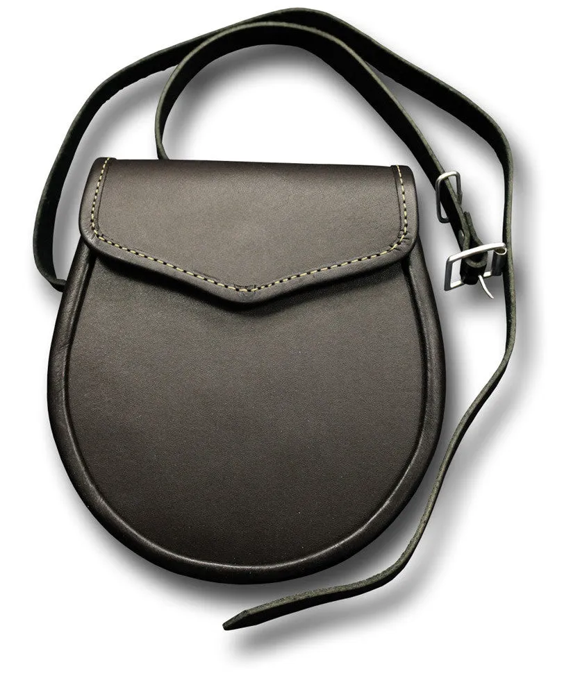 LEATHER SPORRAN WITH STRAP
