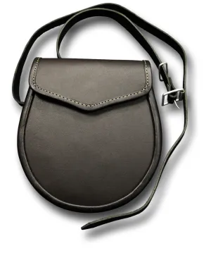 LEATHER SPORRAN WITH STRAP