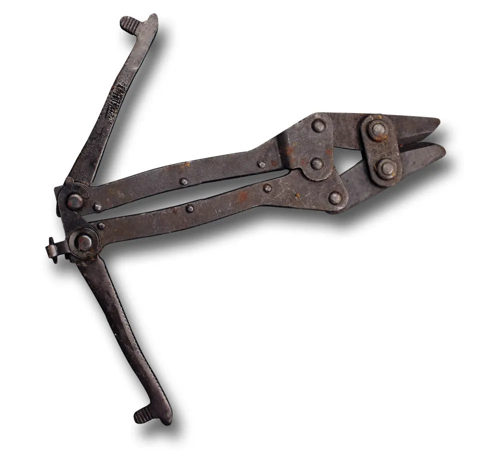 WWII BRITISH BARBED WIRE / BOLT CUTTERS