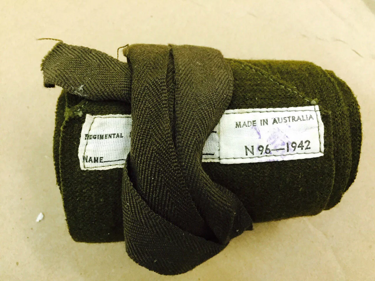 WWII DATED KHAKI PUTTEES